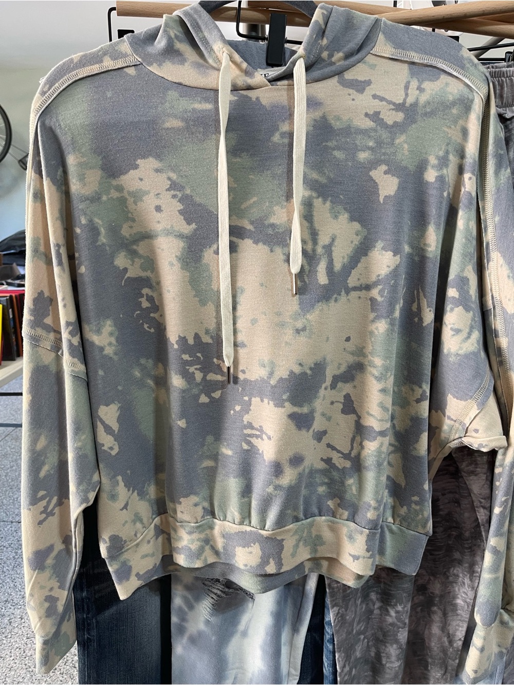 BKE Camouflage Hoodie in Green, Gray, Cream